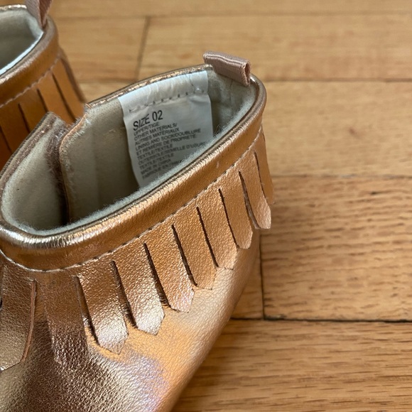 Two pairs of Baby Girl Shoes Gold - Picture 8 of 9